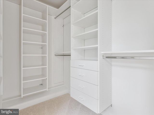 12028 WALNUT BRANCH RD, Reston, VA 20194