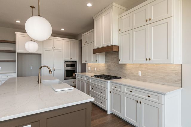 2044 N Unbridled Court, Springfield, MO 65802