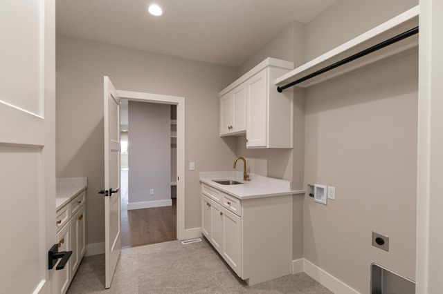 2044 N Unbridled Court, Springfield, MO 65802