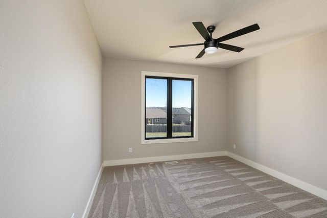 2044 N Unbridled Court, Springfield, MO 65802