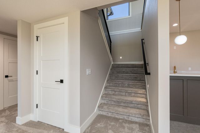 2044 N Unbridled Court, Springfield, MO 65802