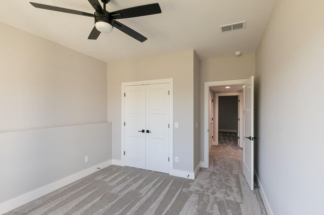 2044 N Unbridled Court, Springfield, MO 65802