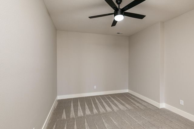 2044 N Unbridled Court, Springfield, MO 65802