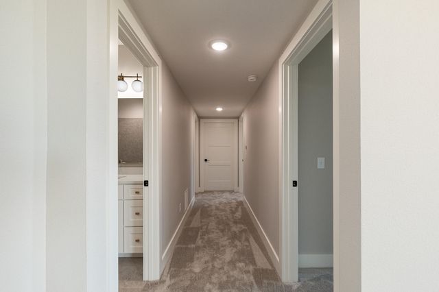 2044 N Unbridled Court, Springfield, MO 65802