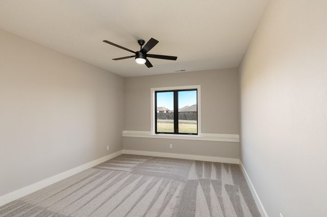 2044 N Unbridled Court, Springfield, MO 65802