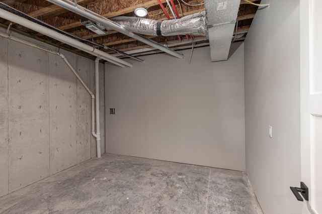 2044 N Unbridled Court, Springfield, MO 65802