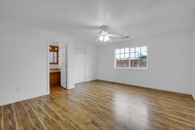 1644 3rd Ave, Olivehurst, CA 95961