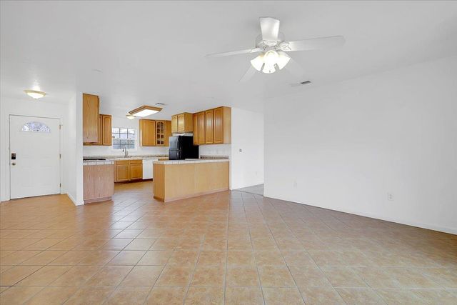 1644 3rd Ave, Olivehurst, CA 95961