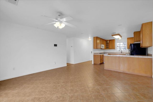 1644 3rd Ave, Olivehurst, CA 95961