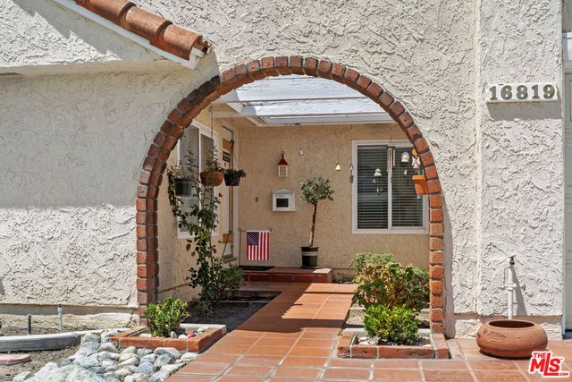 16819 Jeanette Avenue, Cerritos, CA 90703