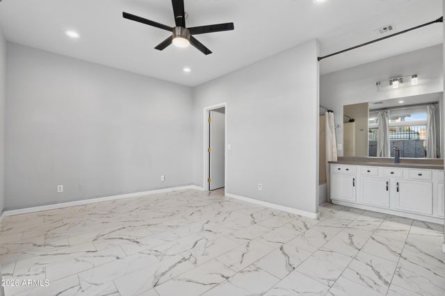 2027 E UNIVERSITY Drive 111, Tempe, AZ 85288