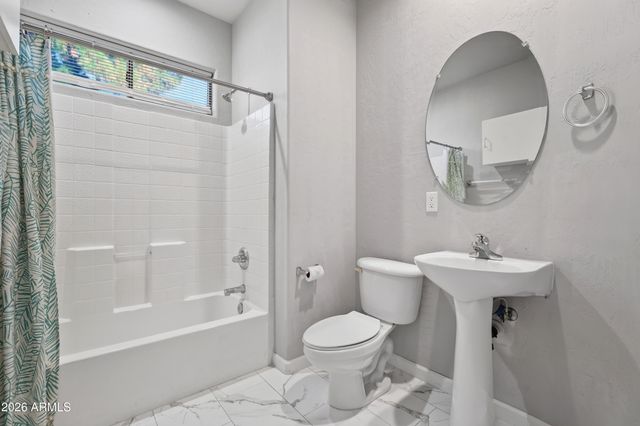 2027 E UNIVERSITY Drive 111, Tempe, AZ 85288