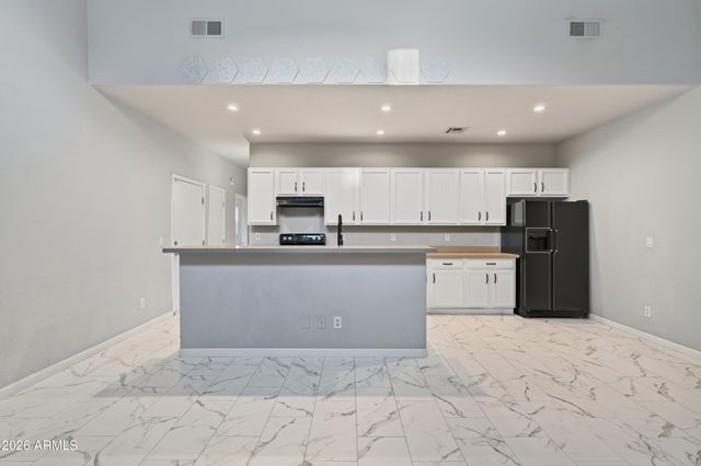 2027 E UNIVERSITY Drive 111, Tempe, AZ 85288