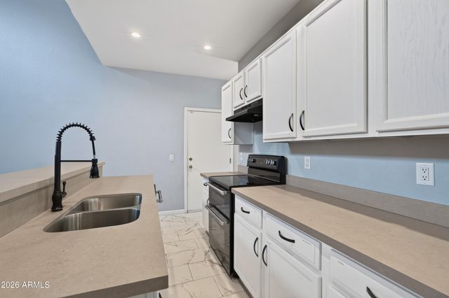 2027 E UNIVERSITY Drive 111, Tempe, AZ 85288