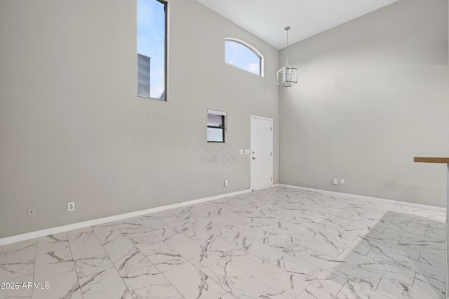 2027 E UNIVERSITY Drive 111, Tempe, AZ 85288