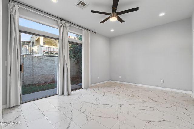 2027 E UNIVERSITY Drive 111, Tempe, AZ 85288