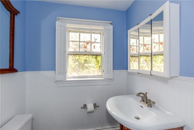 97 Floral Avenue, North Kingstown, RI 02852