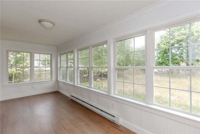 97 Floral Avenue, North Kingstown, RI 02852