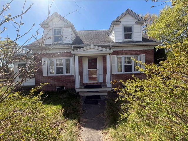 97 Floral Avenue, North Kingstown, RI 02852