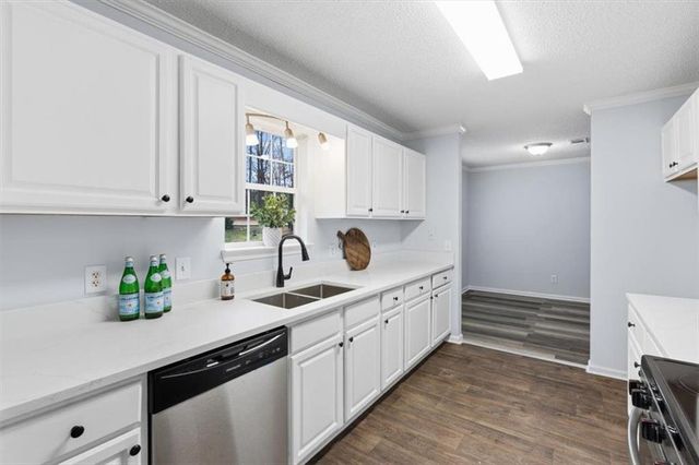 3300 Creek Hollow Drive, Marietta, GA 30062