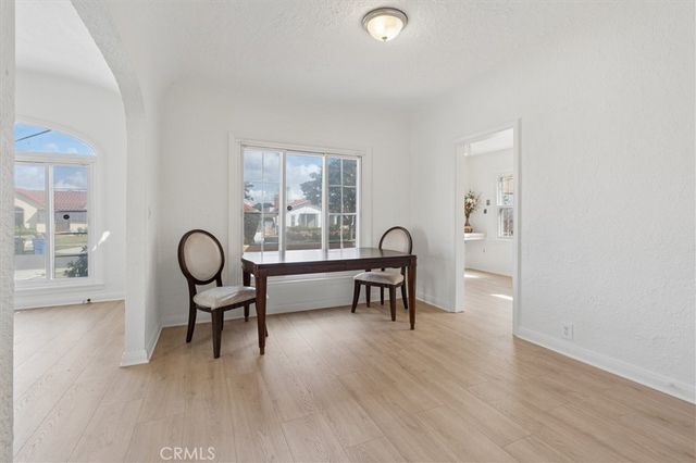 1922 W 84th, Los Angeles, CA 90047