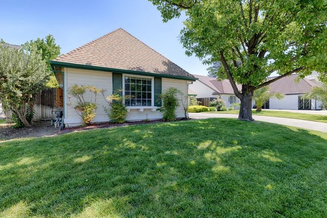 1619 Misty Wood Dr, Roseville, CA 95747