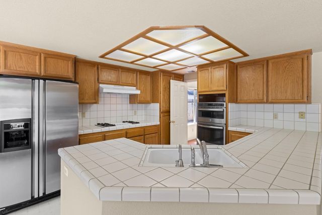 1619 Misty Wood Dr, Roseville, CA 95747