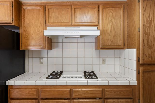 1619 Misty Wood Dr, Roseville, CA 95747