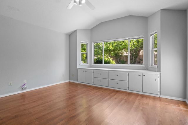 1619 Misty Wood Dr, Roseville, CA 95747
