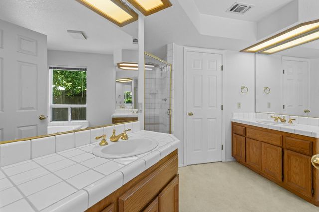 1619 Misty Wood Dr, Roseville, CA 95747