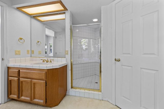 1619 Misty Wood Dr, Roseville, CA 95747
