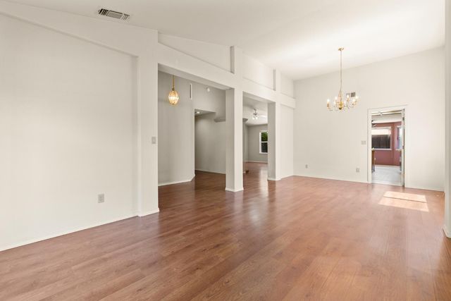 1619 Misty Wood Dr, Roseville, CA 95747