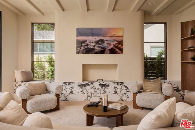 14000 Otsego Street, Sherman Oaks, CA 91423
