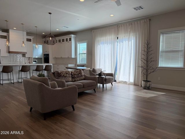 8736 E Joshua Tree Lane, Scottsdale, AZ 85266