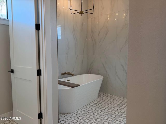 8736 E Joshua Tree Lane, Scottsdale, AZ 85266