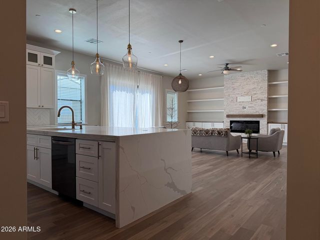 8736 E Joshua Tree Lane, Scottsdale, AZ 85266