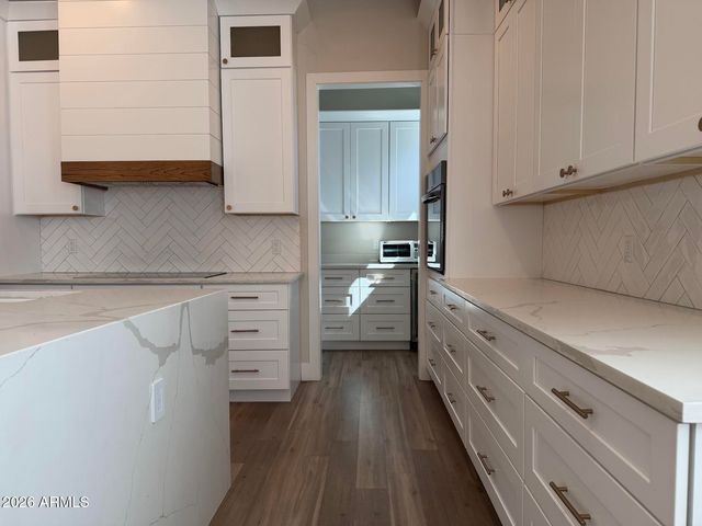 8736 E Joshua Tree Lane, Scottsdale, AZ 85266