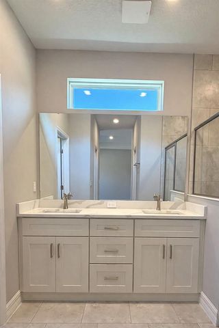 132 W PRAIRIE STREET, Center Hill, FL 33514