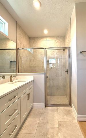 132 W PRAIRIE STREET, Center Hill, FL 33514