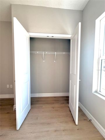 132 W PRAIRIE STREET, Center Hill, FL 33514