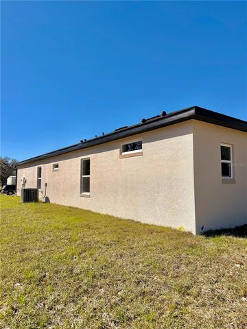 132 W PRAIRIE STREET, Center Hill, FL 33514