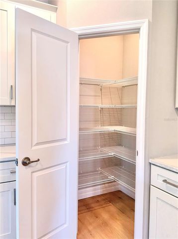 132 W PRAIRIE STREET, Center Hill, FL 33514