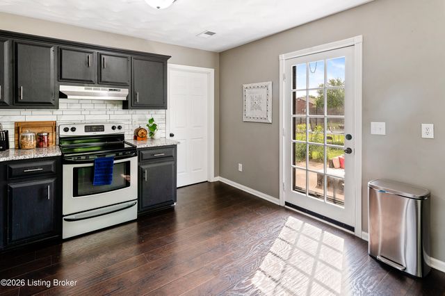 110 Quiet Spring Dr, Bardstown, KY 40004