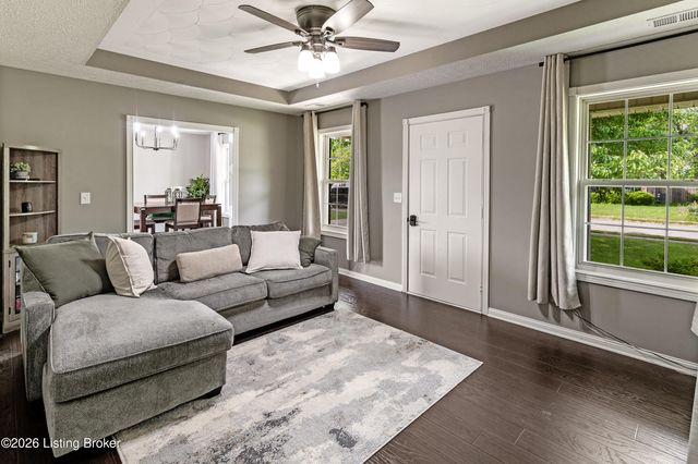 110 Quiet Spring Dr, Bardstown, KY 40004