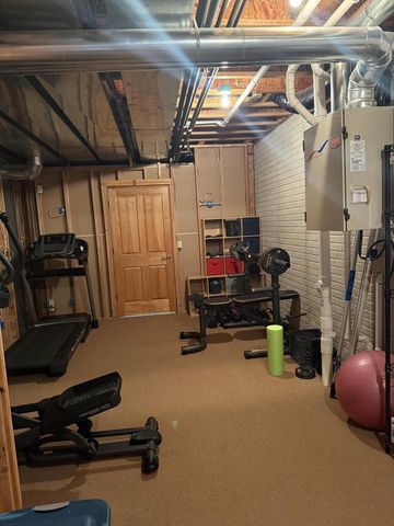 S99W33205 Genevieve DRIVE, Mukwonago, WI 53149