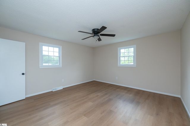115 Wolfe Road, Greer, SC 29650