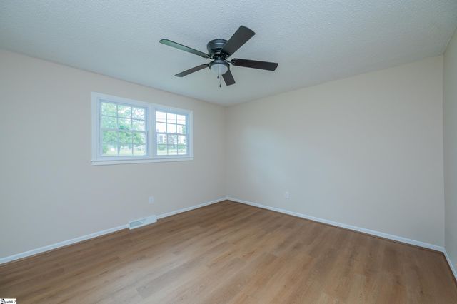 115 Wolfe Road, Greer, SC 29650
