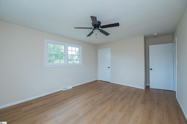115 Wolfe Road, Greer, SC 29650