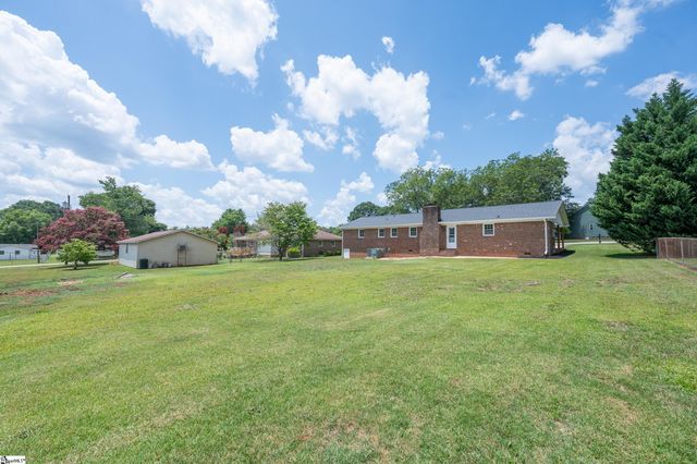 115 Wolfe Road, Greer, SC 29650