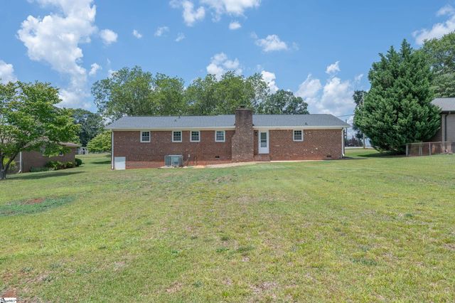 115 Wolfe Road, Greer, SC 29650